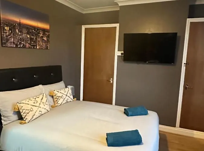 Beautiful Studio Apartment No4 Forest Road